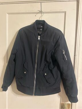 H&M Black Men's Bomber Jacket with Zip Detailing